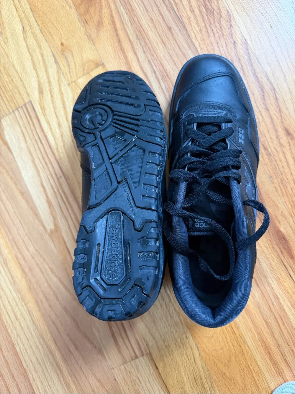 New Balance 550 Men's Black Leather Sneakers